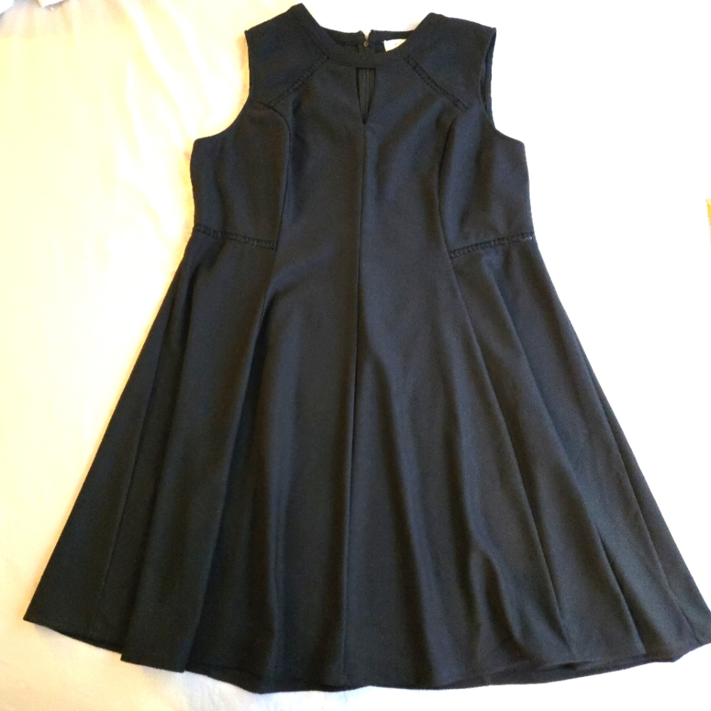 Mystic Fit & Flare Black Sleeveless Dress Keyhole & Lace Insert Dress 3X